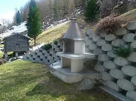 Piccolo, Saas-grund 3*